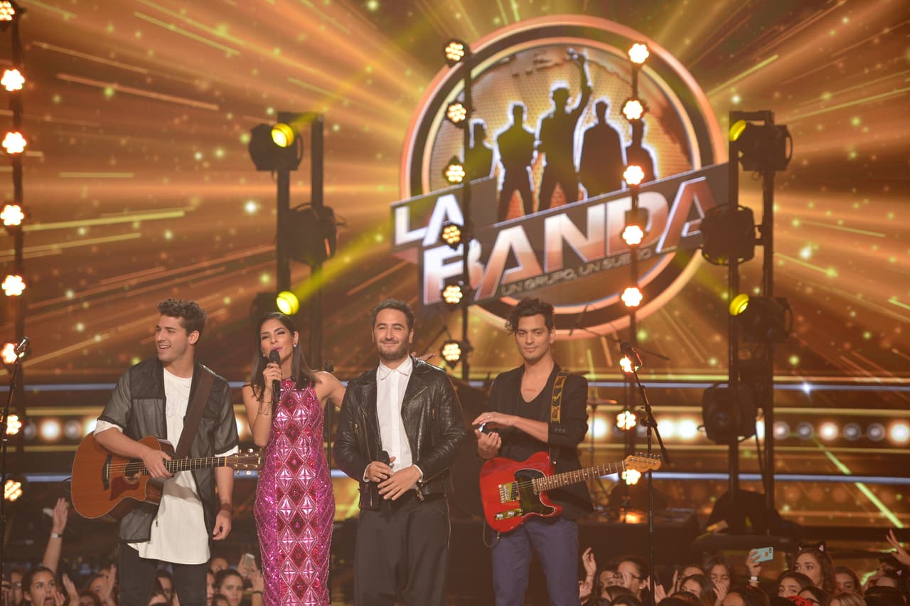 La semifinal de La Banda no estuvo apta para cardíacos. Johann se fue, Laura lloró y los Storm Troopers metieron más miedo que los jueces. Reik y Luis Coronel fueron los inviitados de la noche. Y conocimos al cuarto juez.