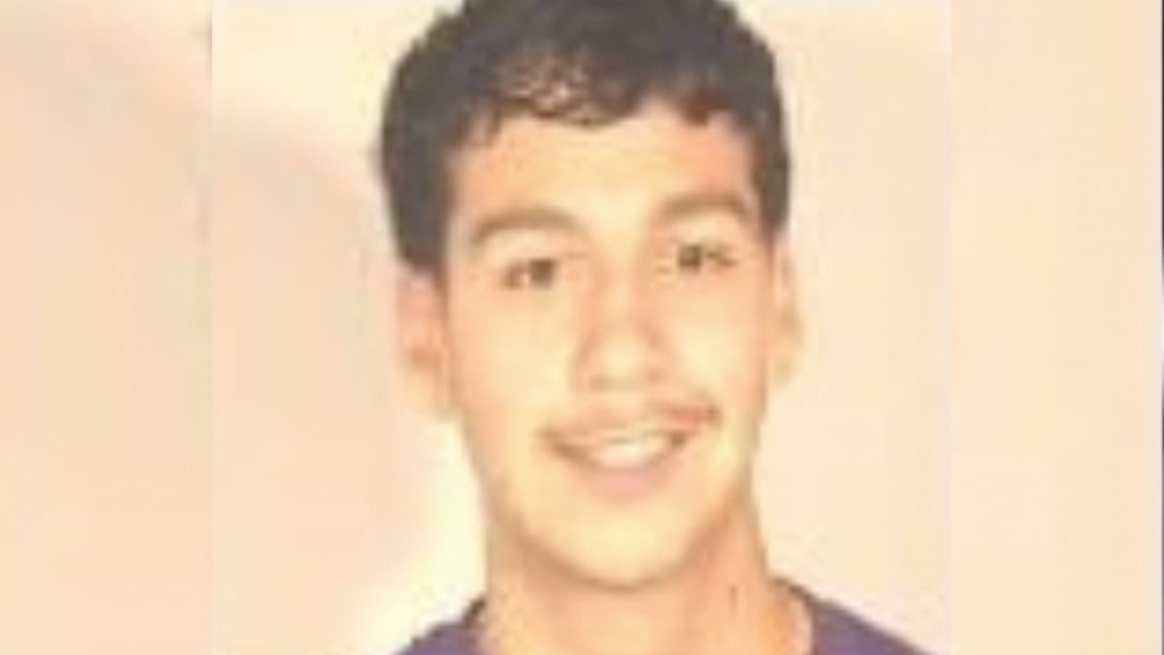 <b>Nombre:</b> Damion Salinas
<br>
<b>Fecha de Nacimiento: </b>07/11/01
<br>
<b>Delito por que se busca: </b>Asesinato