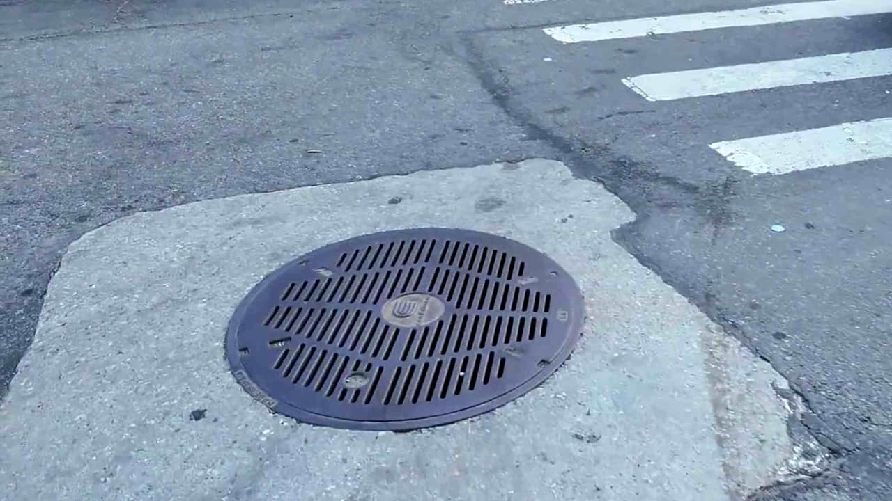 Misterio bajo las calles de NYC: captan a personas saliendo de las alcantarillas
