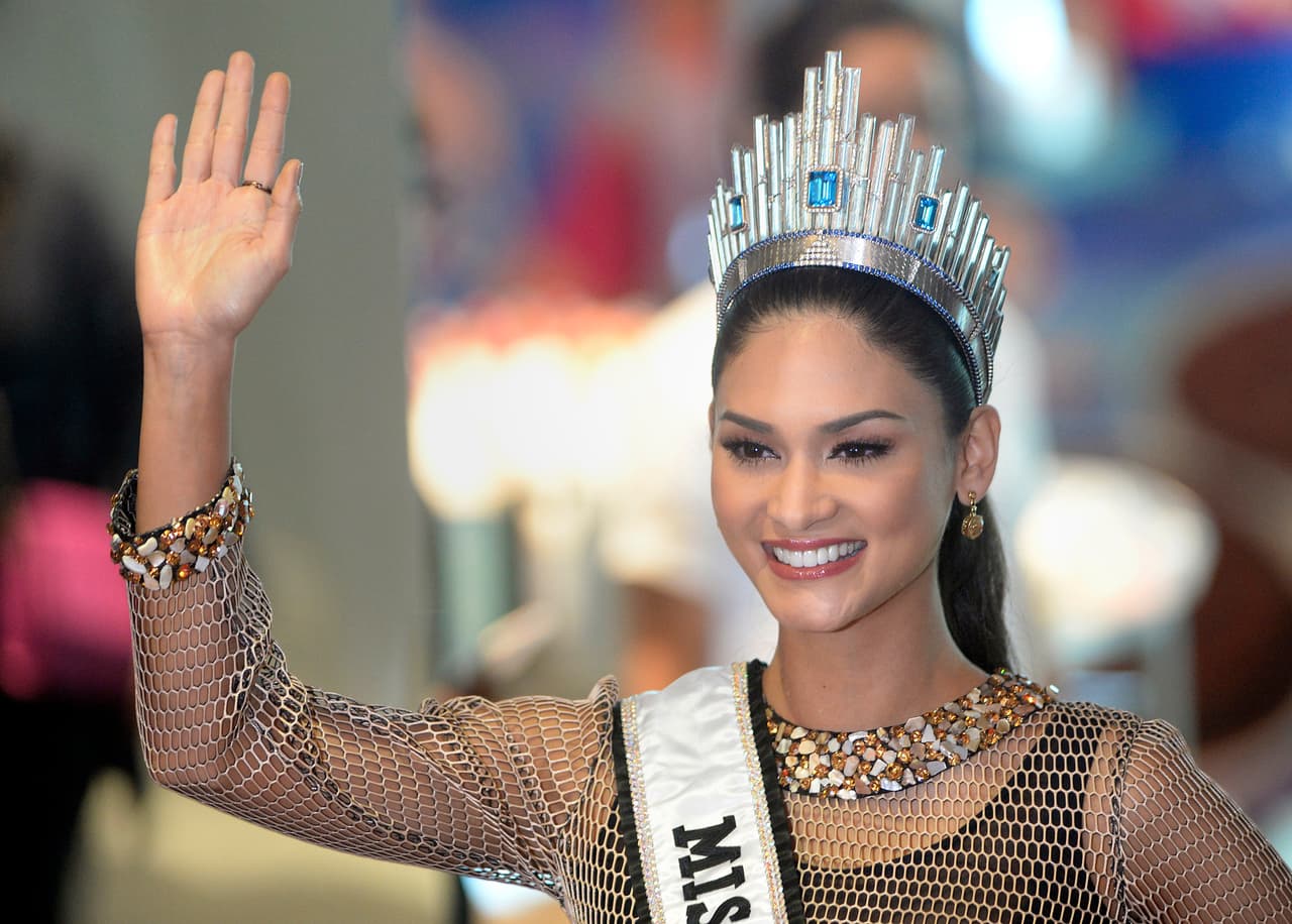 Orgullosa de portar su corona.