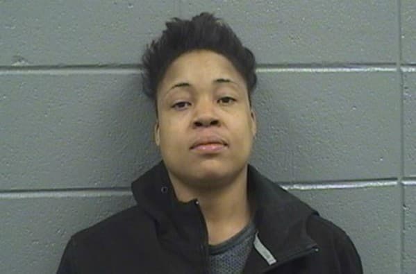 Una mujer es acusada de agredir sexualmente a una niña de 6 años 