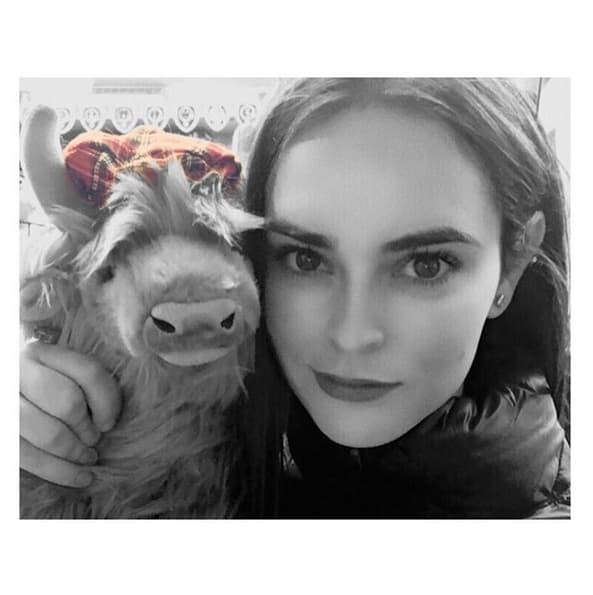 Recordemos que la actriz comenzó su carrera participando en Nuestra Belleza Nuevo León, en 2007 y después emprendió el camino en el mundo del modelaje.