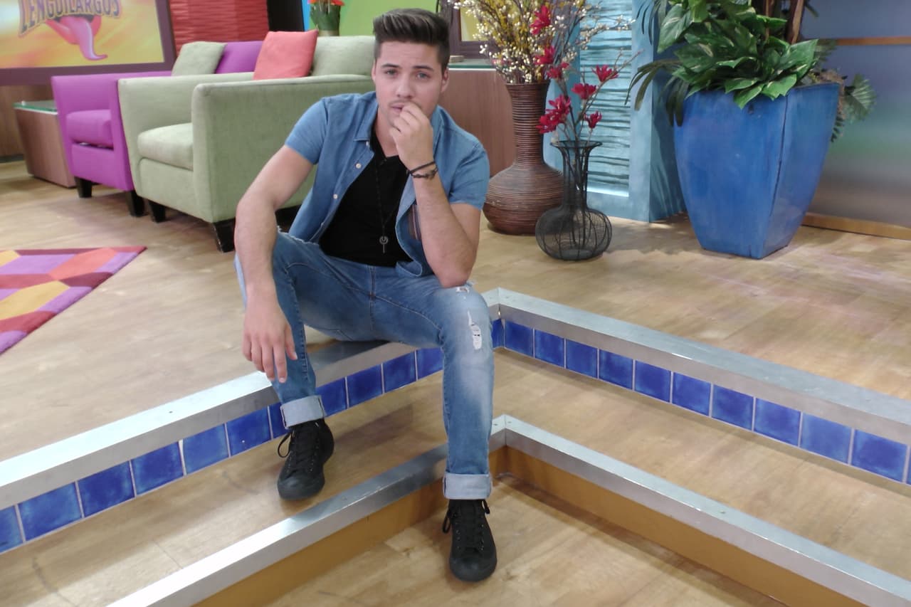 William Valdes fue uno de los primeros en mandarle un cariñoso mensaje. "Te quiero @KarlaMartinezTV todo va a estar bien!", dijo el chico de las redes sociales de Despierta América.