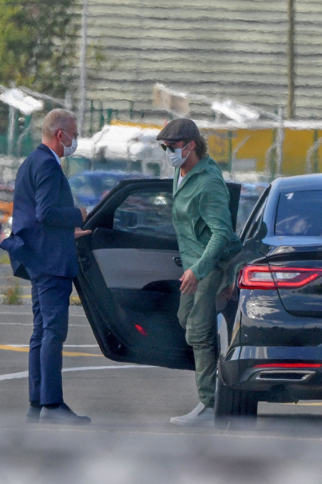 Antes de estar relacionado con la modelo, al actor se la había vinculado sentimentalmente este año con la actriz Alia Shawkat. 
<br>