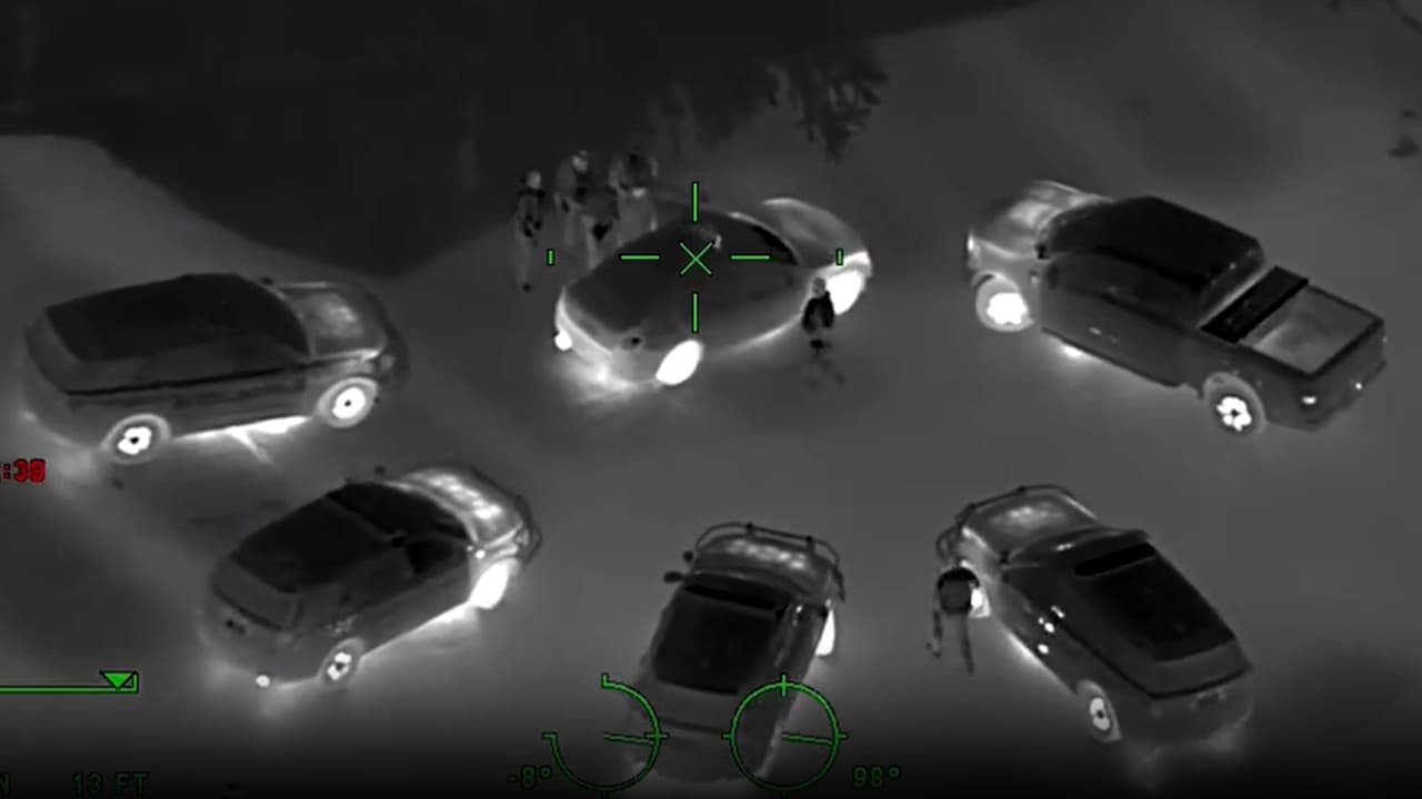 Persecución aérea y terrestre culmina en arresto por carreras ilegales en Tampa