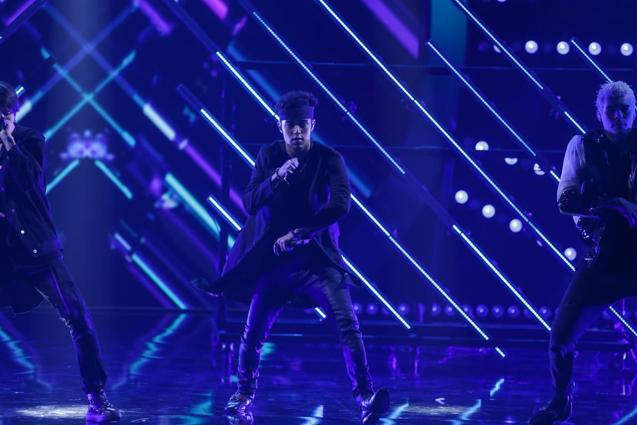 Además, CNCO obtuvo nos nominaciones en 
<a href="https://premiolonuestro.com/" target="_blank">Premio Lo Nuestro</a>.