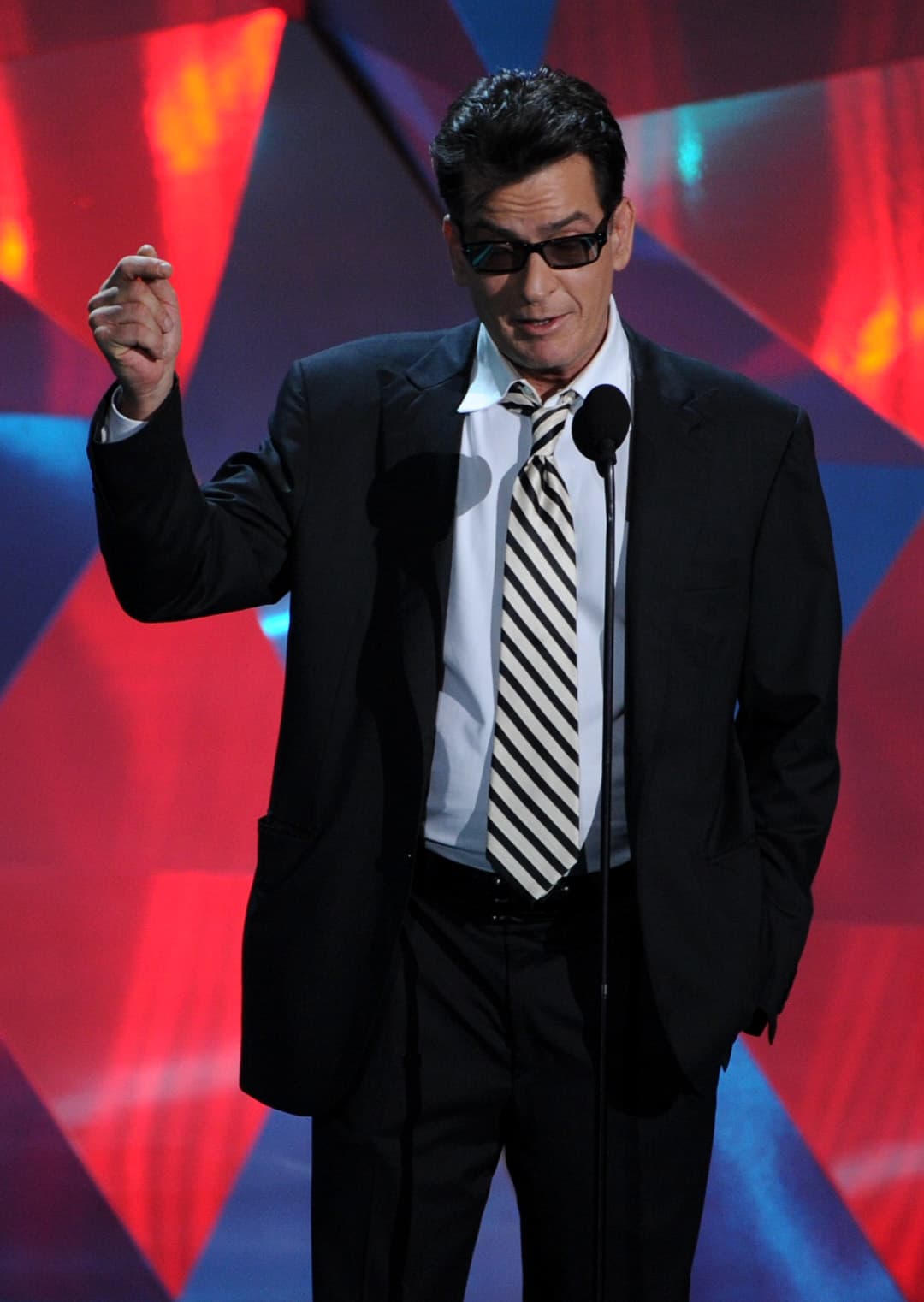 “Si Trump me aceptara, sería su vicepresidente de inmediato”, fueron las palabras que aparecieron en su cuenta de Twitter.