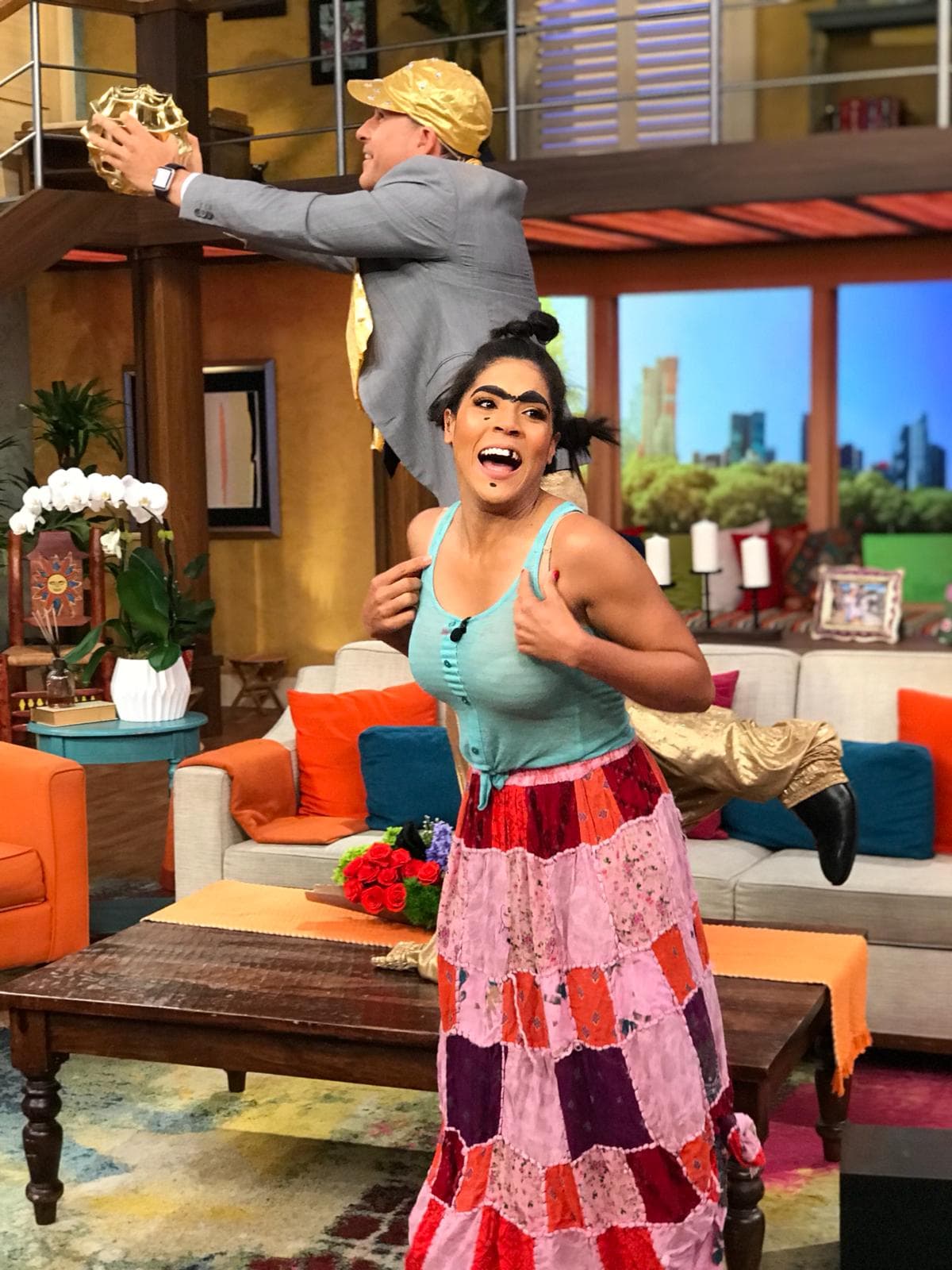 "¡Encontré el Emmy!", gritó llena de emoción, después de terminar con su creación.