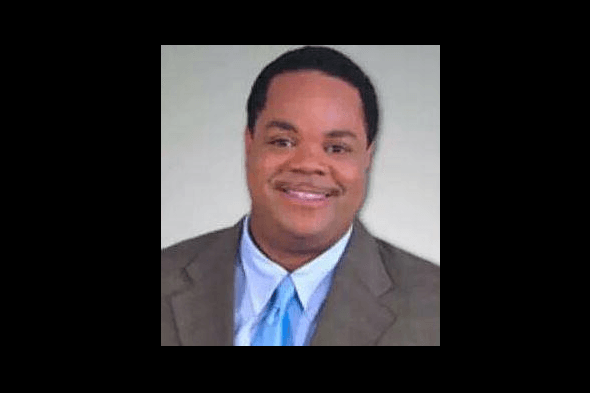 Flanagan comenzó su carrera periodística en California