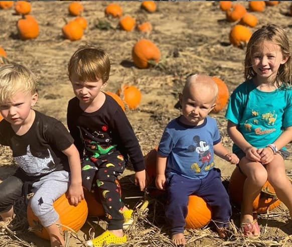 "Los amaré e intentaré estar tranquila, ser paciente y siempre 
<b>me esforzaré por ser madura</b>, haciendo lo correcto... incluso cuando sea difícil", escribió.
<br>