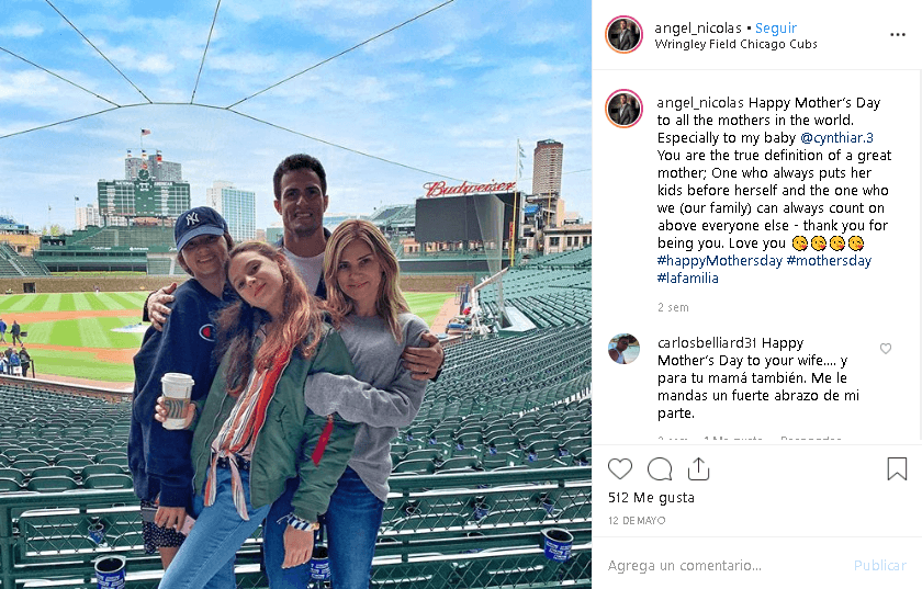 De hecho, Ángel Nicolás también se unió a las felicitaciones que recibió Natasha, quien ahora se encamina hacia la preparatoria.