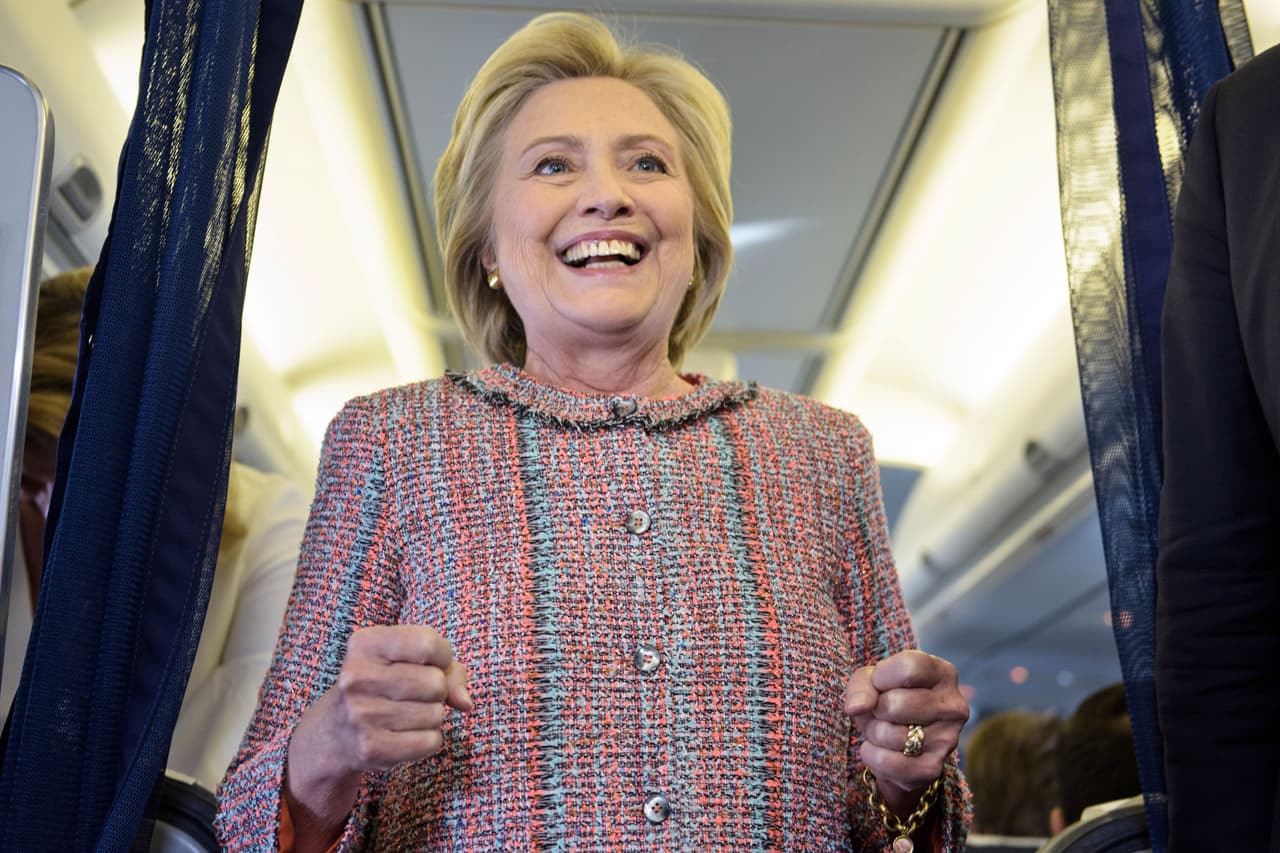 La candidata aseguró que "se siente genial volver a la campaña", pero agradeció haberse tomado unos días de descanso por su neumonía.