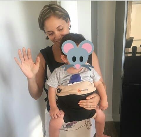 Esta es la útima imagen que Poncho compartió de su primogénito, y aunque sigue sin querer que se conozca su identidad, esa cara de ratón robó suspiros a sus casi 2 millones de seguidores en Instagram, mientras que él sólo pudo decir "¡Lo más chido del mundo! Familia".