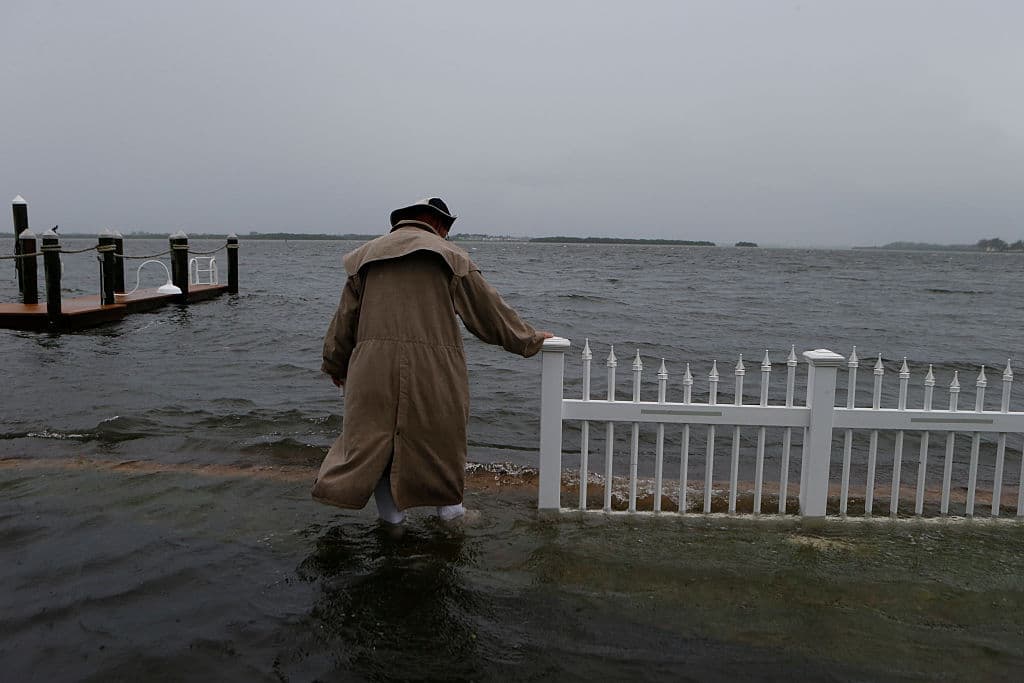 La ciudad de Nueva York y Long Island toman medidas para el posible impacto de Hermine