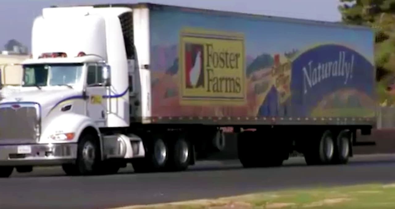 Tras 8 muertes y 358 infectados de coronavirus, autoridades cierran temporalmente planta de Foster Farms