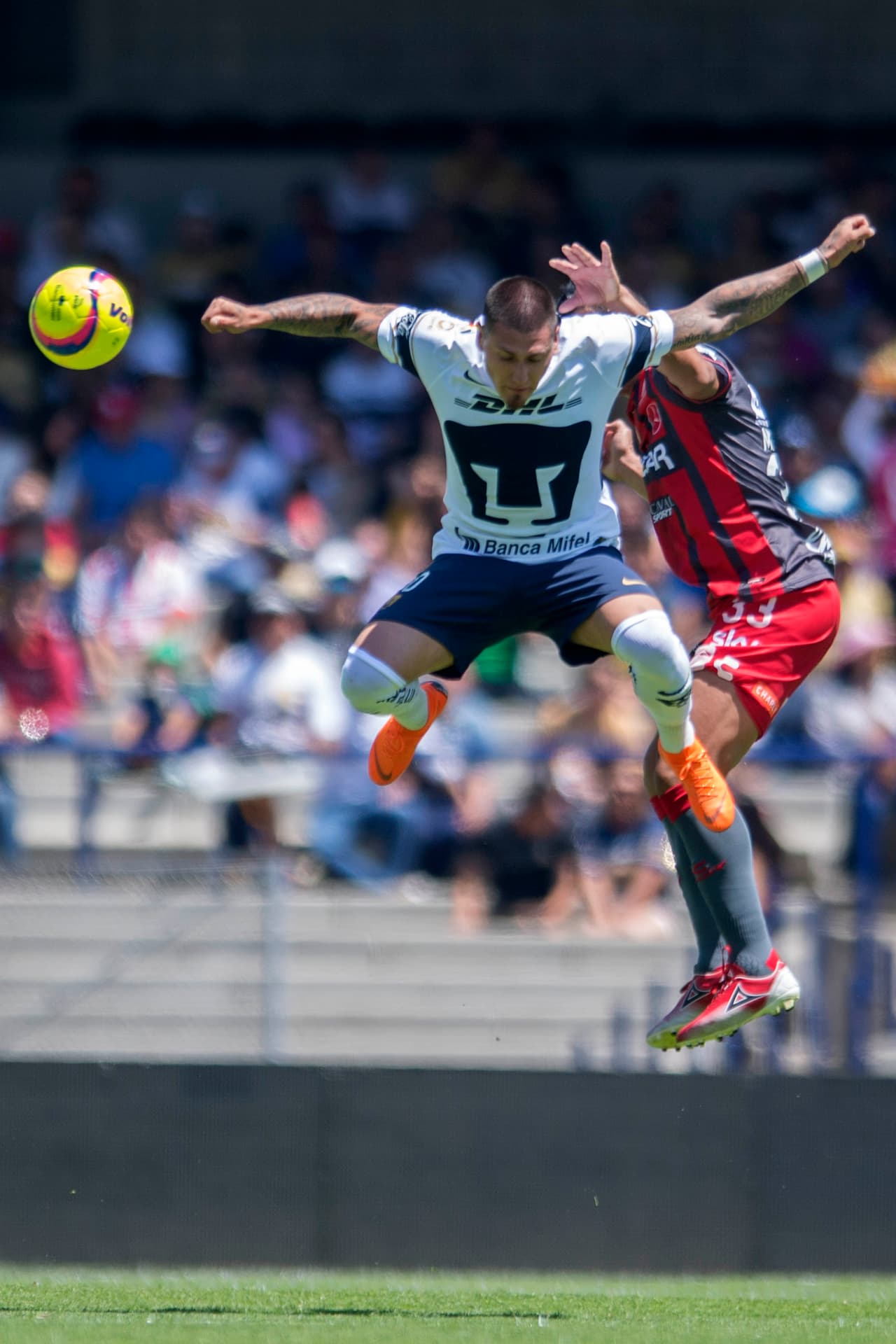 Con este resultado, Pumas y Necaxa mantienen vivas las esperanzas de la clasificación pero no se pueden dar el lujo de dejar más puntos en el camino.