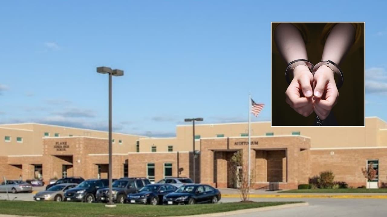 Arrestan a una estudiante de 12 años por llevar un arma a su escuela en Oswego, Illinois