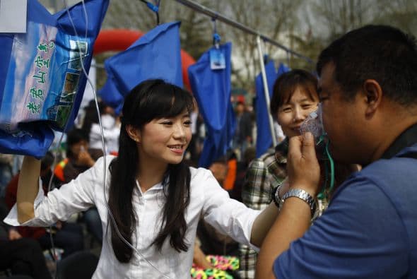 La Reserva Natural de la Montaña de Lajoun organizó esta campaña para concientizar sobre la crisis de contaminación del aire en China.