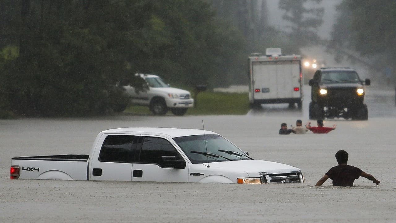 Texas ante crecidas históricas de los ríos por las lluvias torrenciales