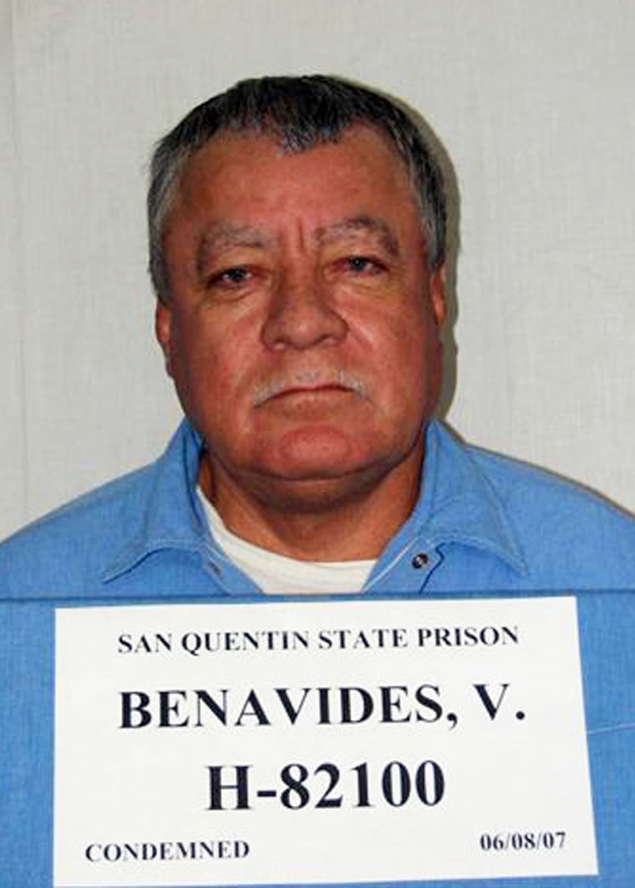 Vicente Benavides 
<a href="https://www.univision.com/los-angeles/kmex/noticias/pena-de-muerte/este-mexicano-lleva-25-anos-en-el-corredor-de-la-muerte-por-un-crimen-que-no-cometio">fue condenado a la pena muerte en 1993</a> por la supuesta violación y homicidio de la hija de su novia de 21 meses de edad. Su defensa demostró que las heridas de la niña respondieron a las maniobras médicas de reanimación cuando llegó al hospital posterior a un accidente. Fotografía de Benavides en 2007.
