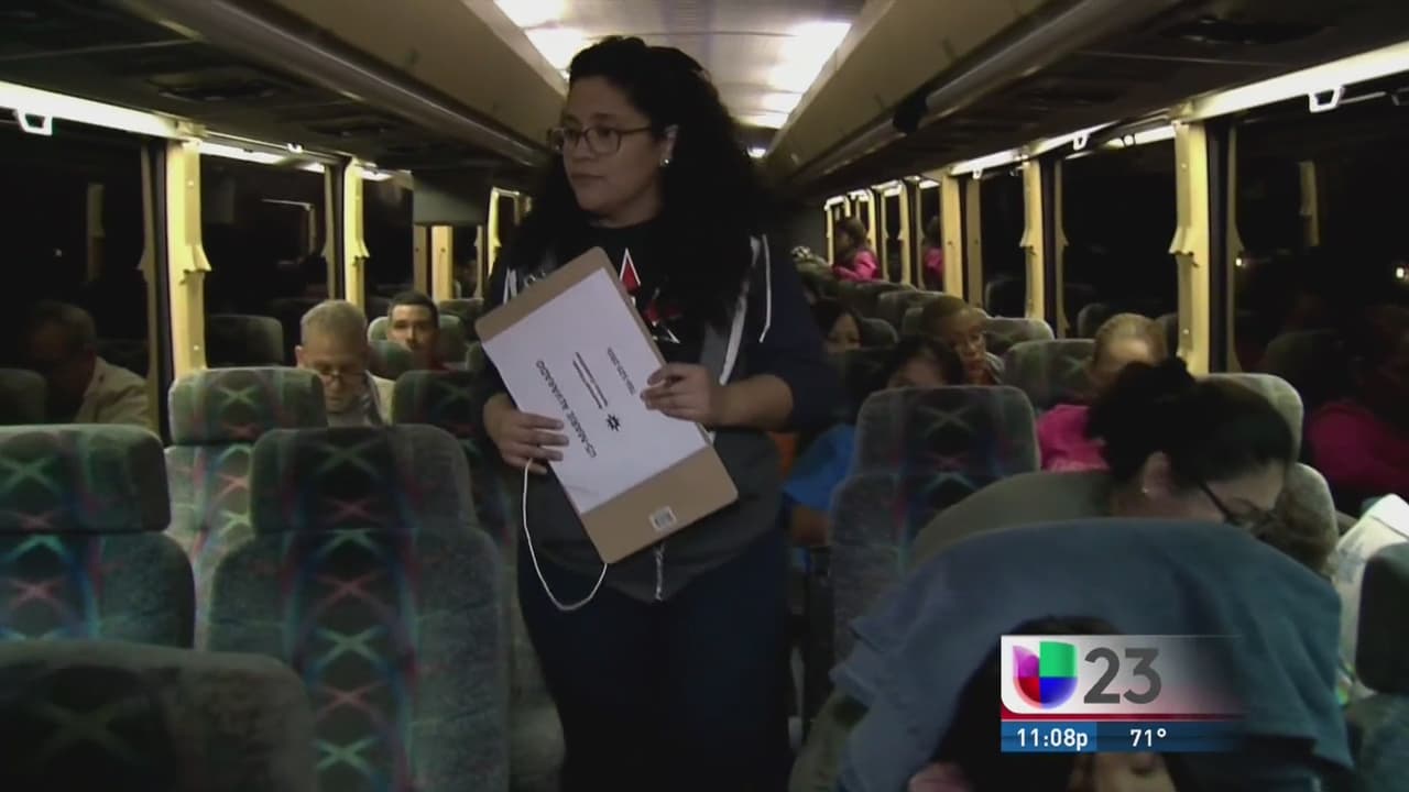 Sale de Miami hacia Tallahasse caravana proinmigrantes
