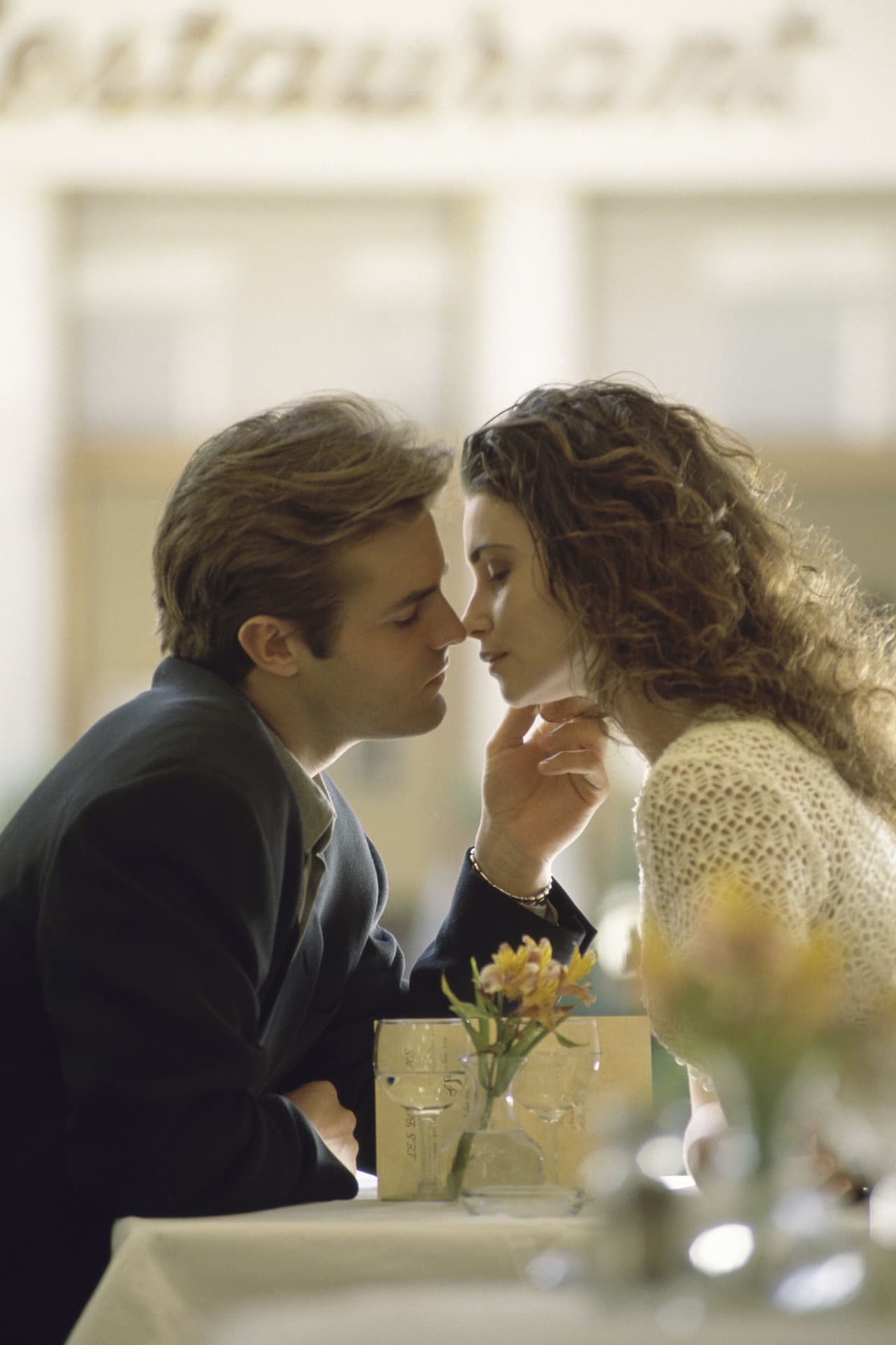 Es tu tiempo de la realización y de las potencialidades. Lo que está surgiendo ahora ni siquiera lo habías soñado pues se trata de la etapa posterior a la culminación de tu ciclo de cumpleaños que concluyó hace unos días. El amor es ahora una realidad en tu vida.