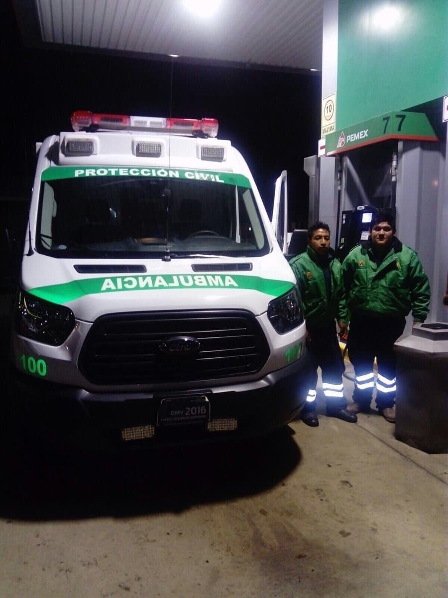 Ambulancias de diversas regiones del estado se activaron para apoyar a los heridos.