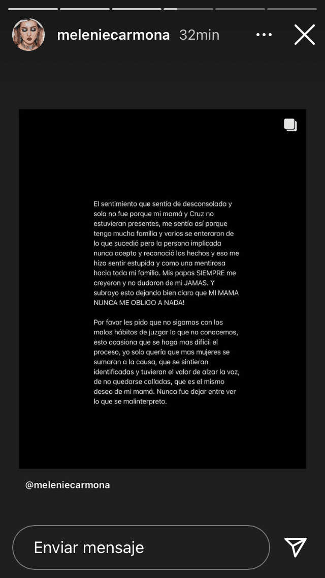 Compartió su 
<b>"tristeza" e "impotencia"</b> por los juicios que se han hecho en contra de su madre y su esposo Cruz Martínez.
<br>