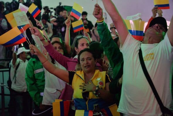 Santos ya tiene en marcha un diálogo con las FARC.