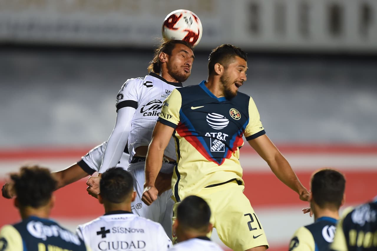 Querétaro es mejor que el América y con un contundente 4-1 los Gallos se adueñan de los tres puntos en la Corregidora.