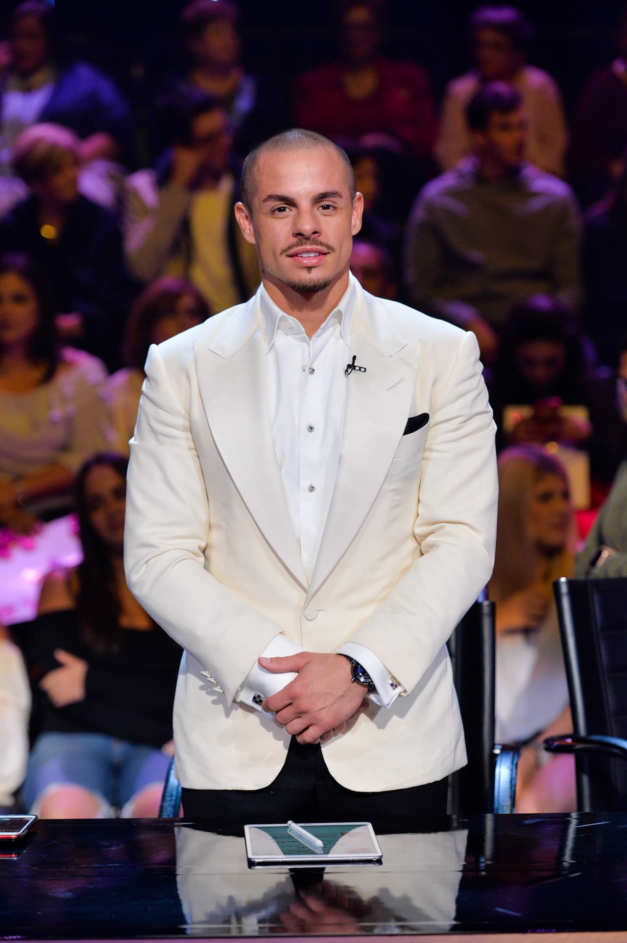 Luego de su participación en el escenario, así fue como Casper apareció en la final de Mira Quién Baila.