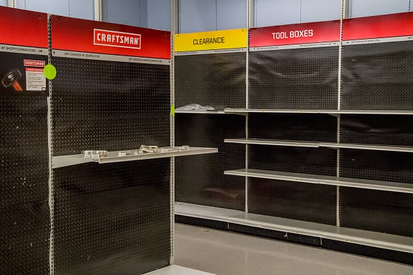 La última tienda Sears que queda en Chicago está ubicada en Portage Park, en Six Corners. Se planea cerrar esta ubicación a mediados de julio junto con otras dos docenas de tiendas en 17 estados.