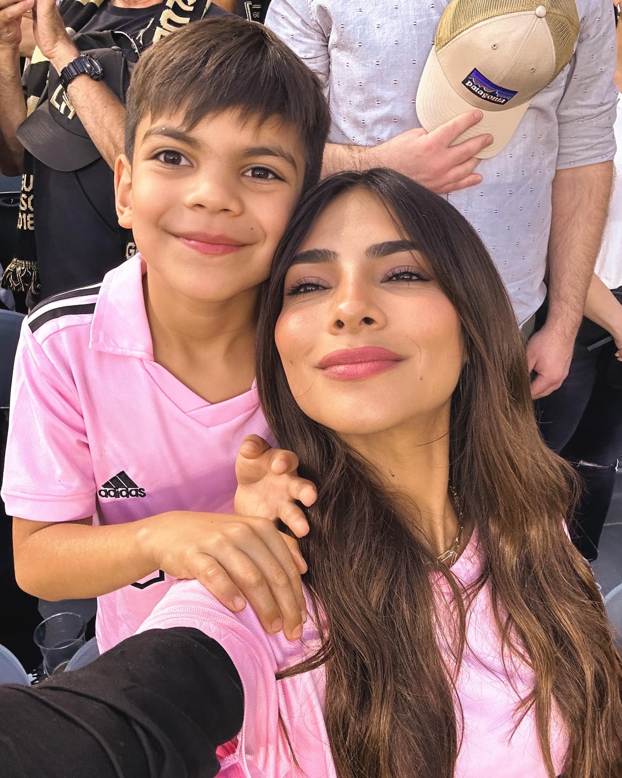 Este 4 de septiembre, Espinoza comenzó una dinámica de preguntas y respuestas en la plataforma digital, y un usuario nuevamente pensó que ella podría ser Antonela.
<br>