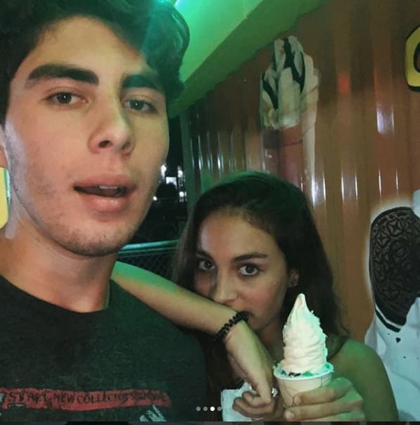 'Lolo' y 'Lele', como se llaman cariñosamente, se escriben continuamente a través de sus redes sociales y se hacen bromas.