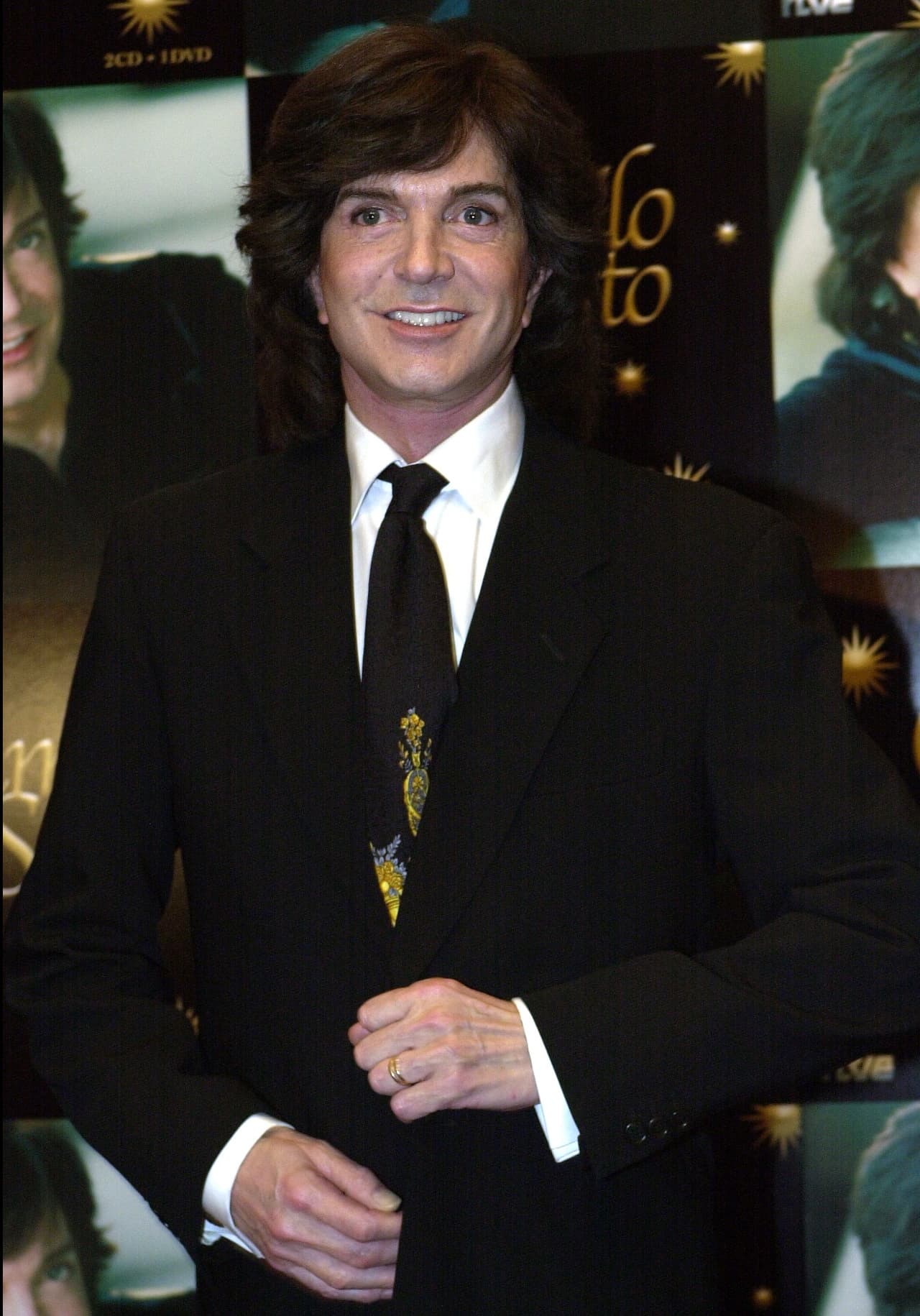 “Hace dos años se pusieron en contacto con Camilo desde el cementerio de Alcoy para preguntarle qué hacían con los restos de sus familiares, porque ya no existía el mausoleo”, señalaron las fuentes.