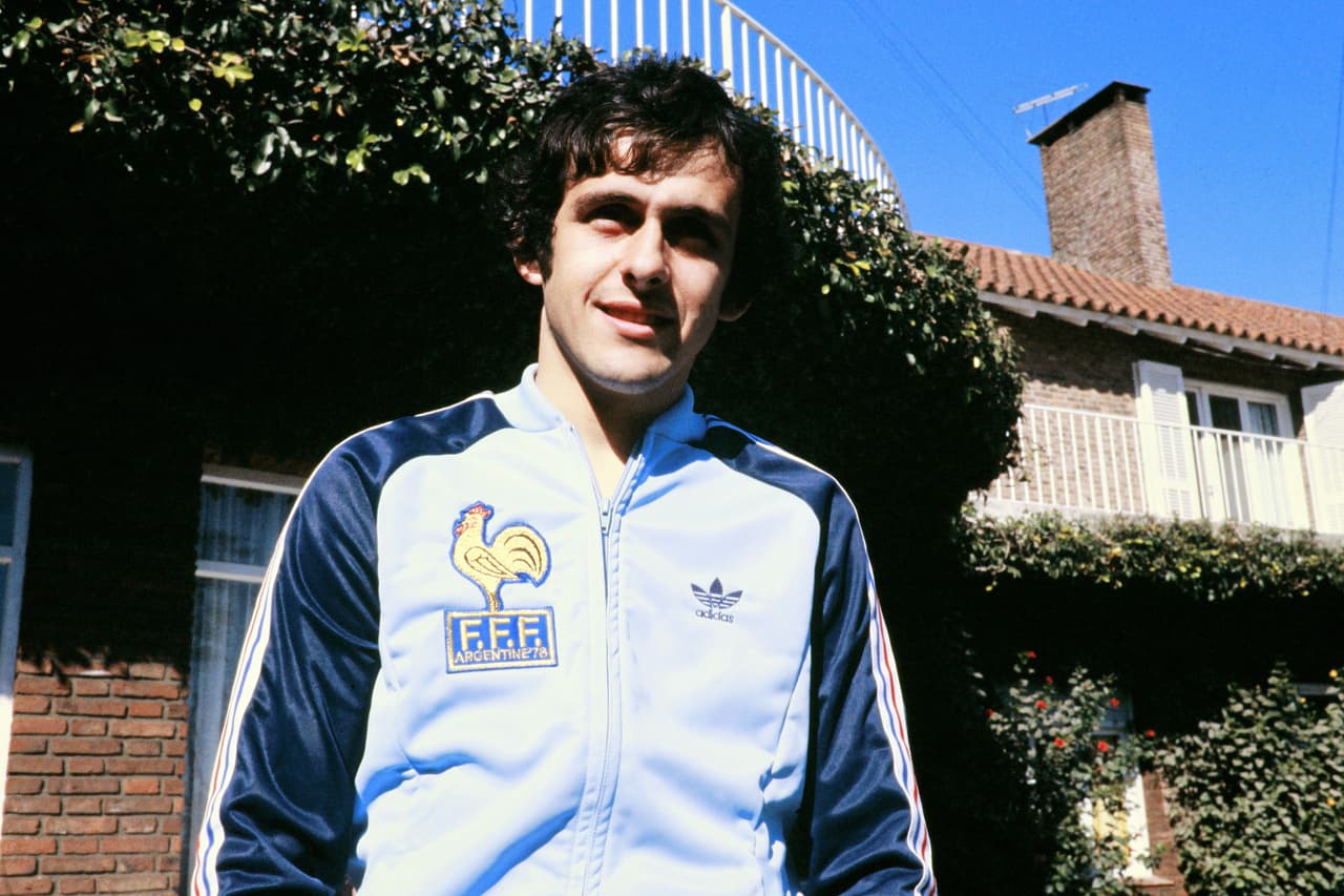 A Michel Platini se le reconoce como un mediocampista de mucha categoría, no solo en la selección de Francia sino en la Juventus. En el mercado actual podría costar cerca de 170 millones de euros.