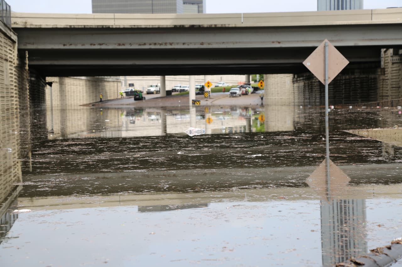 Lista actualizada de las vías que presentan acumulación de agua