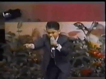 Él es Nazareth Casti Rey, mejor conocido entre sus adeptos y en las redes sociales como ‘El niño predicador’, se hizo famoso por su forma de predicar la palabra de Dios, y sus videos en YouTube fueron vistos por millones de personas gracias a su capacidad histriónica.