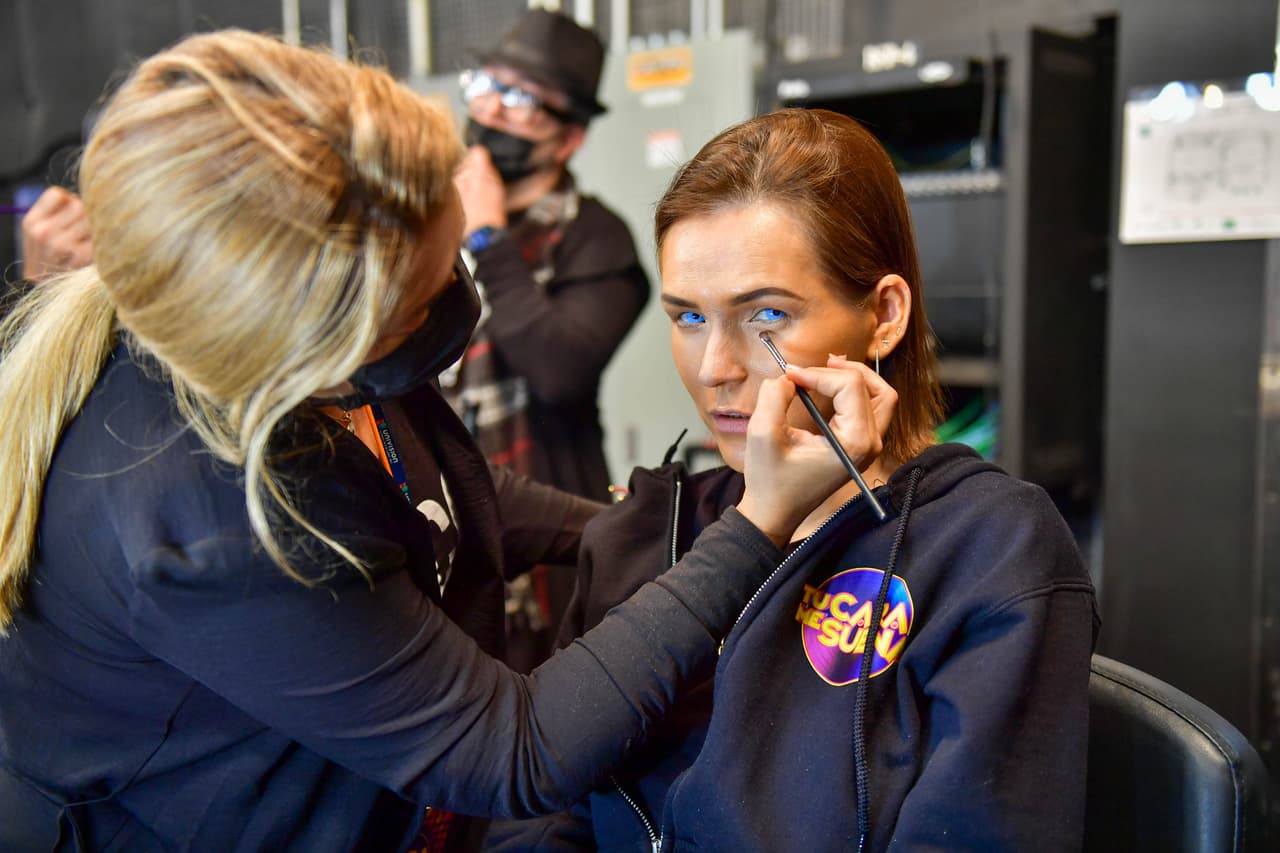 <b>Kika Edgar</b> tuvo que cambiar el color de sus ojos para esta semifinal y además tuvo que practicar mucho su inglés, algo que la tenía muy preocupada.