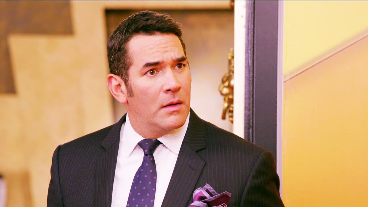 Don Augusto se quedó helado al saber que Santiago es tu novio.