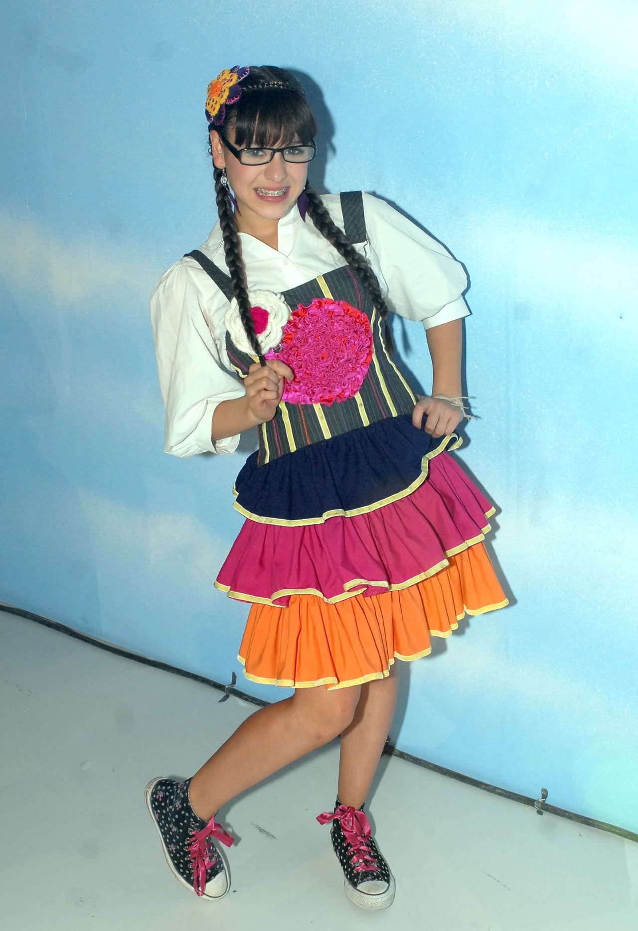 Para el 2009, realizó el que ha sido su proyecto más exitoso en México, la telenovela ‘Atrévete a soñar’. Con esta producción dio el salto de niña a adolescente y 'Patito' su personaje, conquistó al público infantil y juvenil.