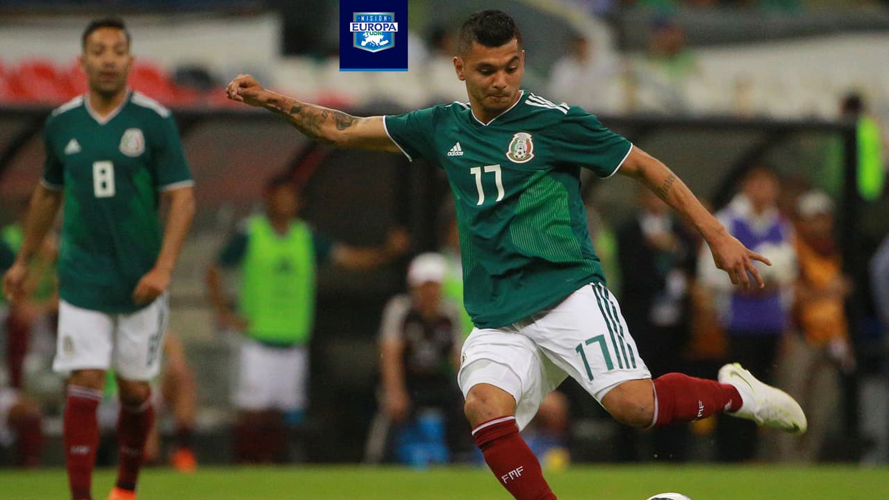 ‘Tecatito’ Corona firmará contrato millonario con el Sevilla