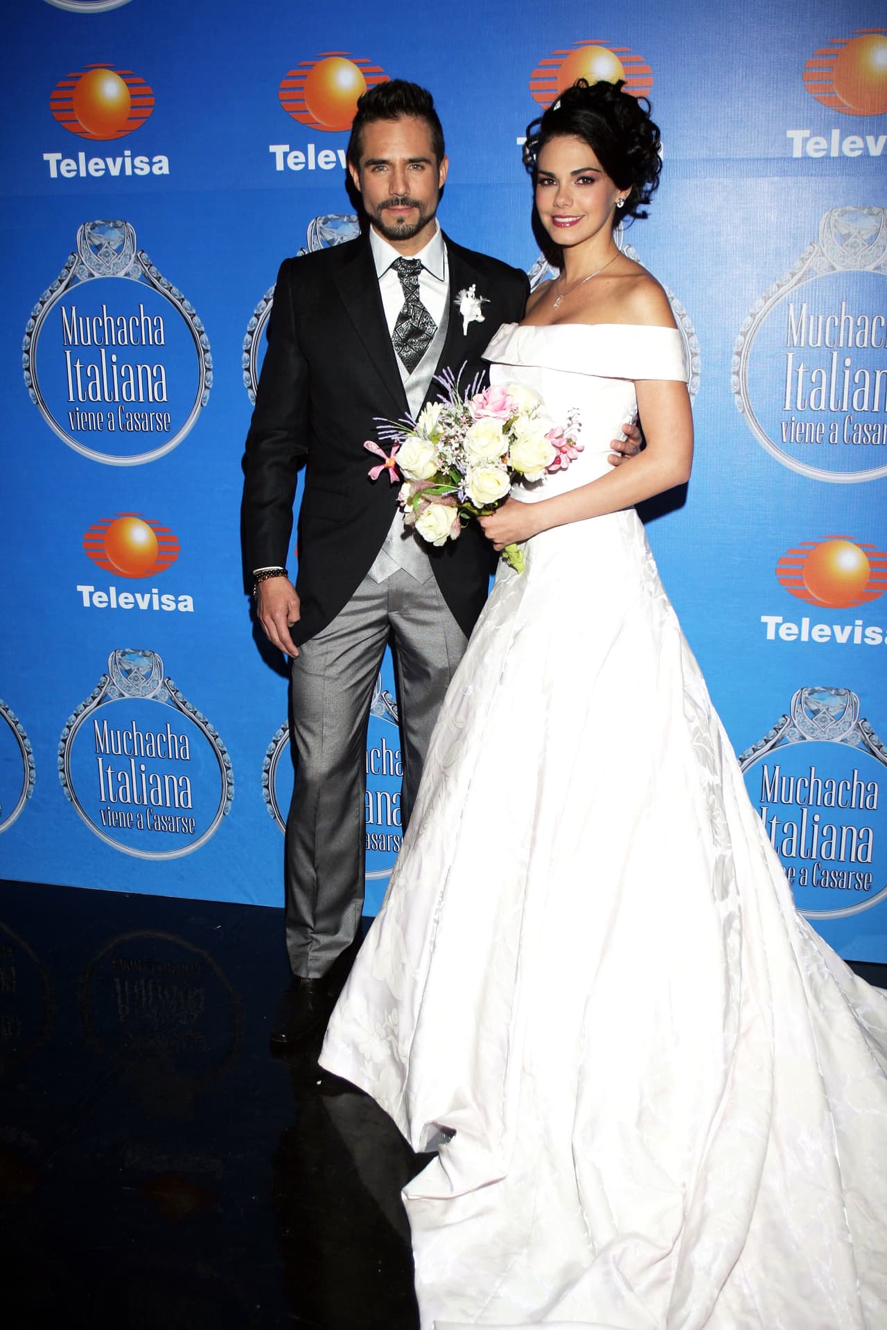 <b><a href="https://www.univision.com/temas/jose-ron">José Ron y Livia Brito</a></b> protagonizaron la telenovela 'Muchacha italiana viene a casarse' en 2014, donde el romance traspasó la ficción.
<br>