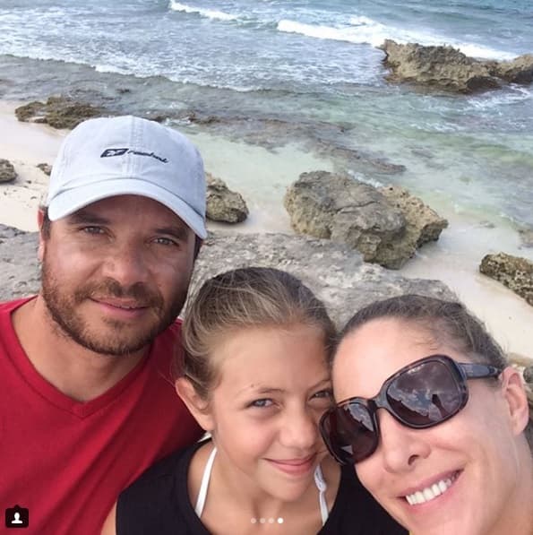 Noli ha seguido con su vida y ha tenido algunas parejas que han convivido con Valentina, quien confesó en exclusiva que cela a su mamá: “A veces sí porque la tengo siempre para mí, y cuando llega alguien tengo que compartirla y está bien, pero no me gusta mucho”.