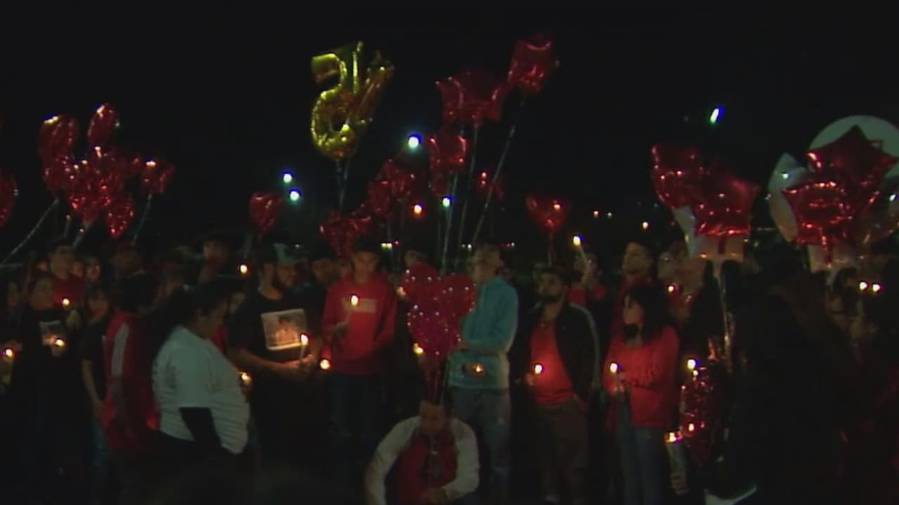 Comunidad participa en una vigilia en honor a joven que murió en accidente vehicular y cuyos órganos fueron donados