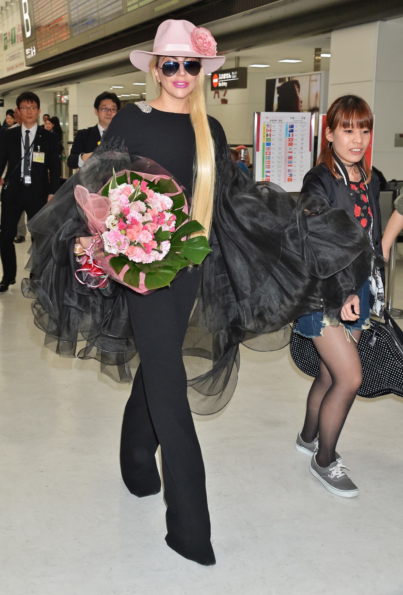 La súper estrella se encuentra promocionando su nuevo trabajo musical, 'Joanne'.