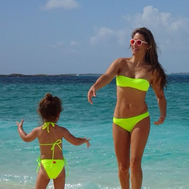 Después de que su hija Regina llegara al mundo, Lola Ponce sorprendió nuevamente al mostrar su escultural figura.