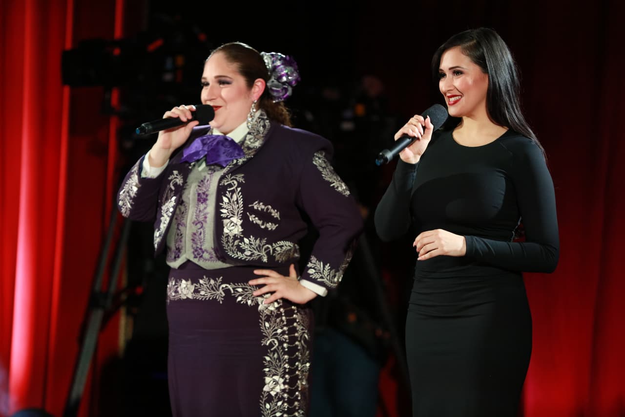 <a href="http://www.univision.com/shows/la-reina-de-la-cancion/mujeres-luchadoras-dijeron-presente-en-las-audiciones-para-perseguir-sus-suenos-video">Luchonas hasta el final.</a>