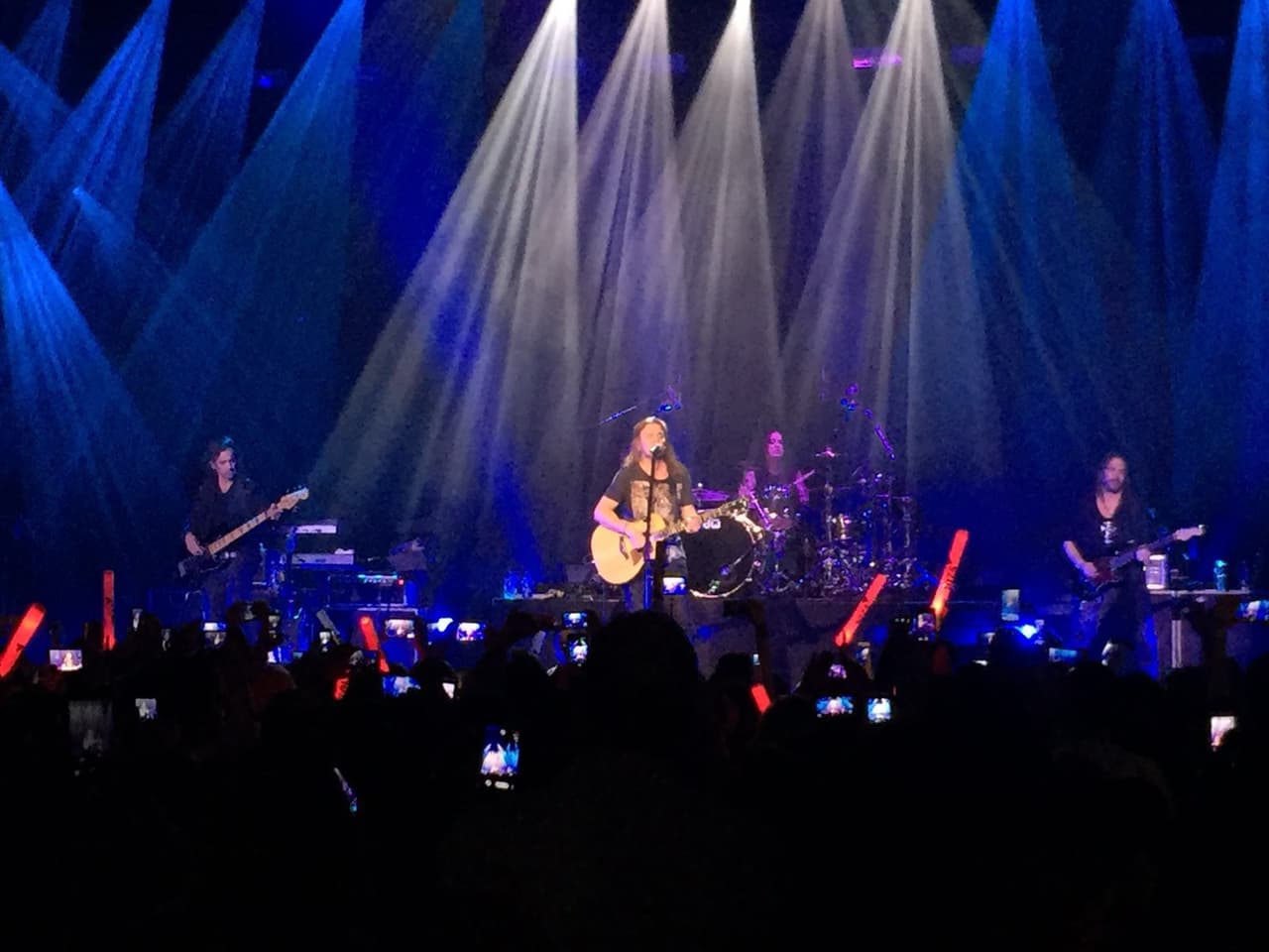 'El Muelle de San Blas' fue muy coreada durante el concierto.