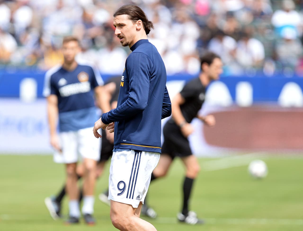 Zlatan Ibrahimovic podría ser titular ante Chicago, aunque no está claro que pueda jugar 90 minutos